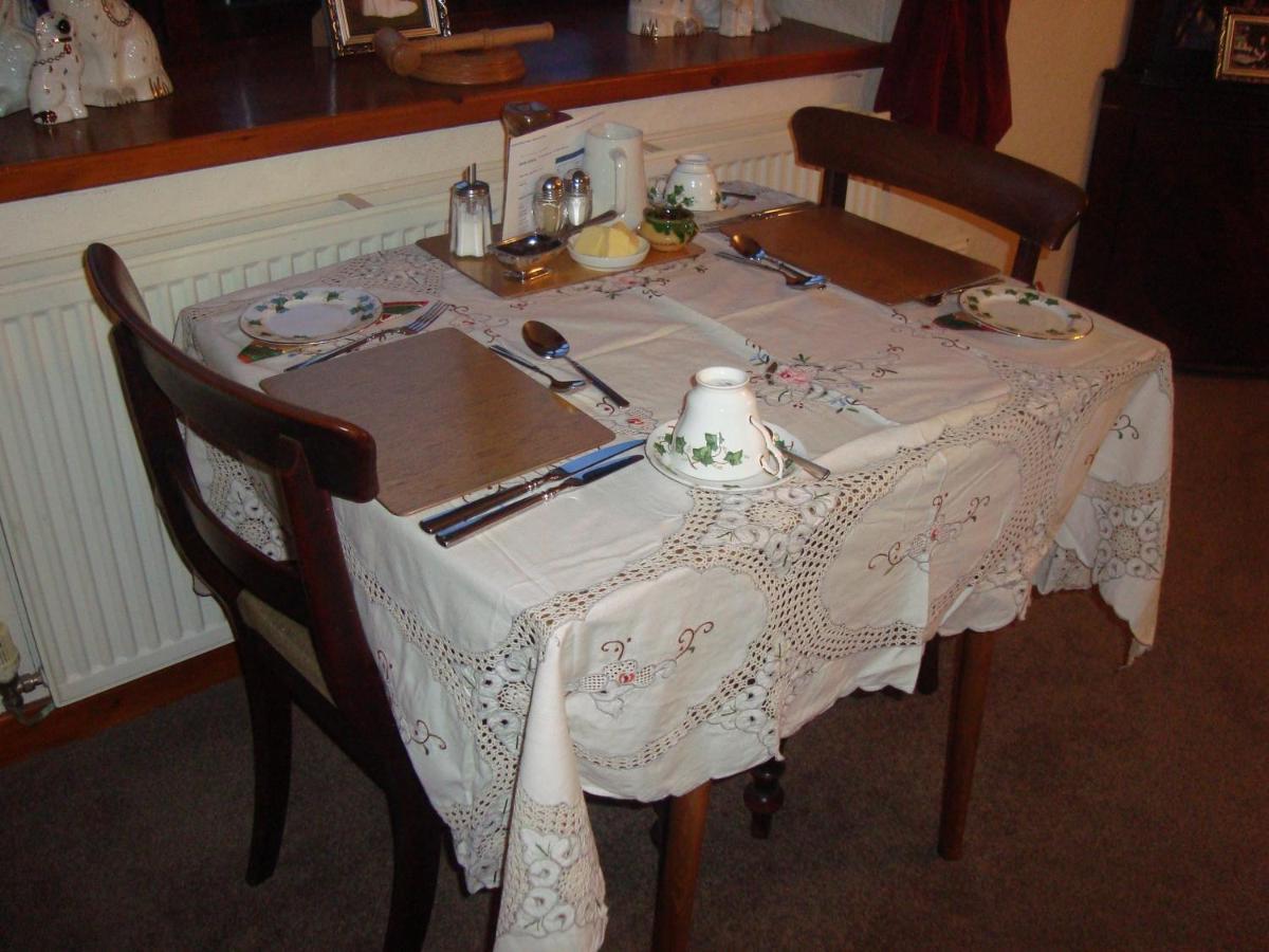 Llandeloy The Farmhouse Lochmeyler מראה חיצוני תמונה